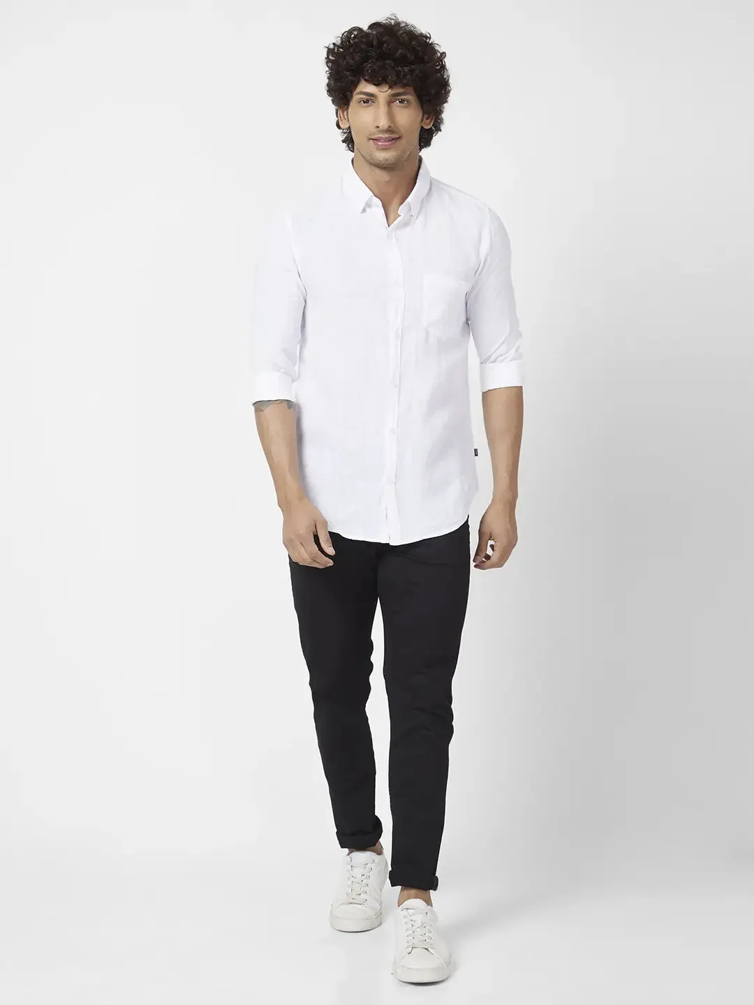 Spykar Men White Linen Regular Slim Fit Full Sleeve Plain Shirt