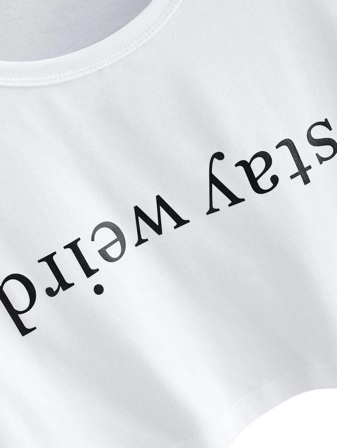 SweatyRocks Women's Summer Letter Print Crop Top T-Shirts Casual Short Sleeve Cropped Tee